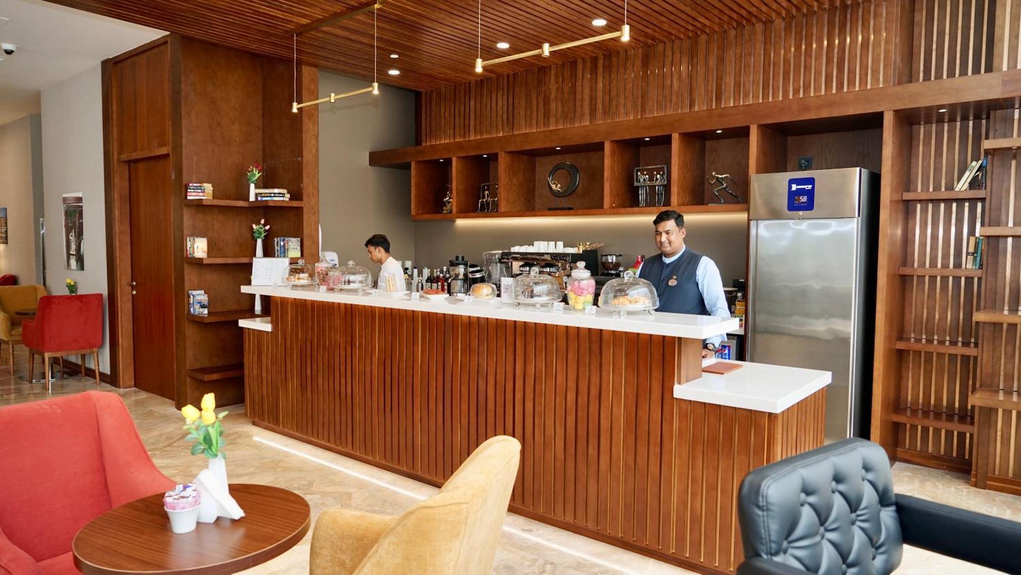Kyriad Hotel Salalah Ngoại thất bức ảnh