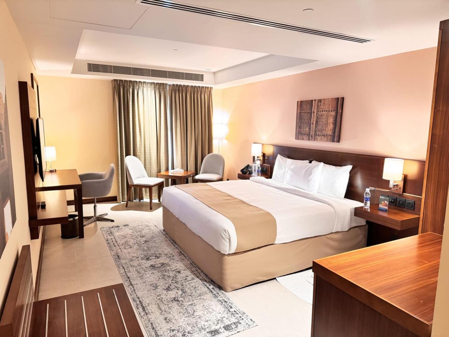 Kyriad Hotel Salalah Ngoại thất bức ảnh