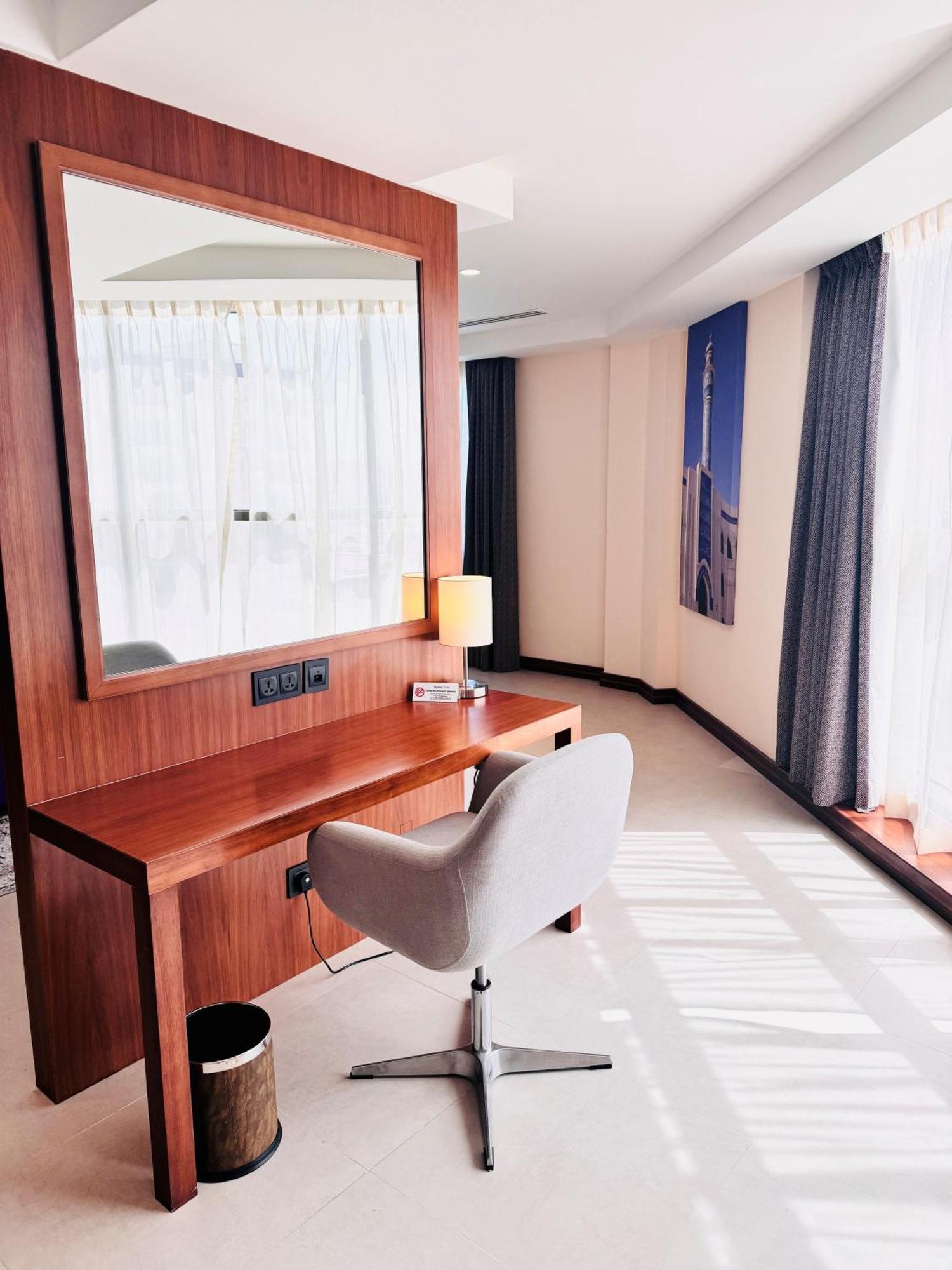 Kyriad Hotel Salalah Ngoại thất bức ảnh
